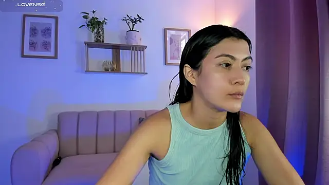 Snapshot of Lilabril chatting on 07-28-26, 02:57 Lilabril online show from 07-28-26, 02:57
