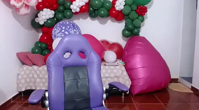 Saracutee1 online show from 12-07-24, 03:52