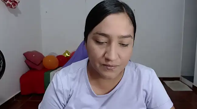 Saracutee1 online show from 01-02-25, 05:18