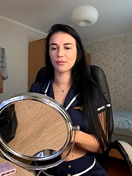 Julietta a online show from 10-21-25, 07:31