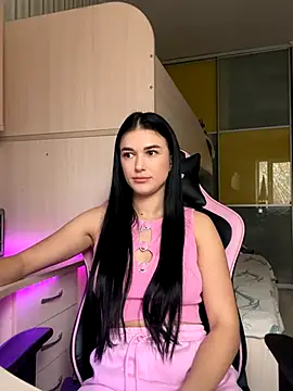 Julietta a online show from 11-16-25, 08:09