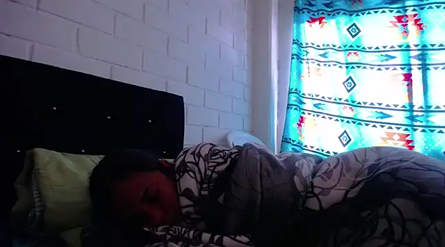 Snapshot of GiveLove1 chatting on 03-01-25, 02:13 GiveLove1 online show from 03-01-25, 02:13