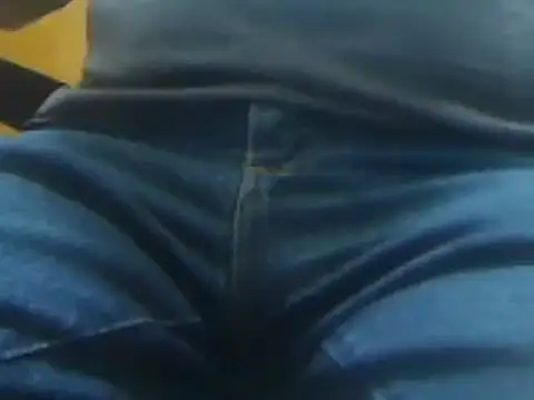 Snapshot of markluvskitty chatting on 02-28-25, 07:35 markluvskitty online show from 02-28-25, 07:35