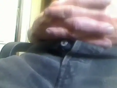 Snapshot of markluvskitty chatting on 03-05-25, 08:42 markluvskitty online show from 03-05-25, 08:42