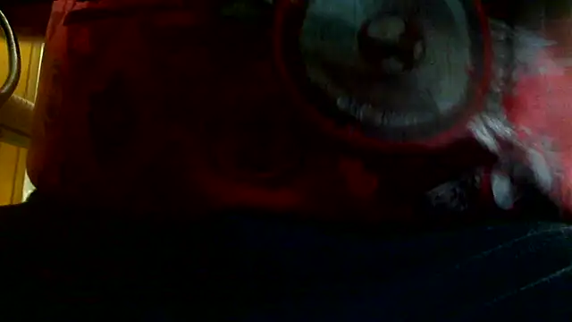 Snapshot of markluvskitty chatting on 09-12-25, 03:56 markluvskitty online show from 09-12-25, 03:56