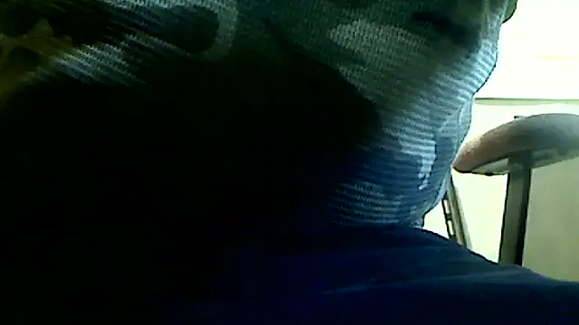 Snapshot of markluvskitty chatting on 09-24-25, 12:52 markluvskitty online show from 09-24-25, 12:52