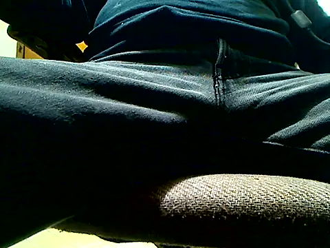 Snapshot of markluvskitty chatting on 10-30-25, 12:39 markluvskitty online show from 10-30-25, 12:39