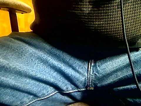 Snapshot of markluvskitty chatting on 02-18-26, 02:13 markluvskitty online show from 02-18-26, 02:13