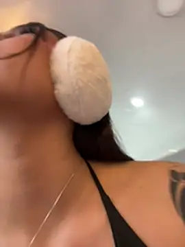 CHERRYY BOMB  online show from 03-17-26, 12:08