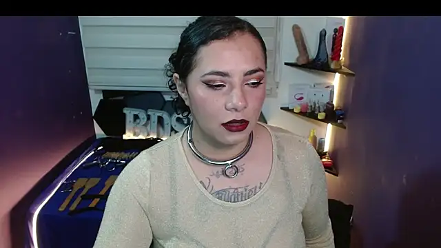 Snapshot of Alexa_Slavehot777 chatting on 12-14-25, 01:44 Alexa Slavehot777 online show from 12-14-25, 01:44