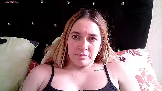 Izury Blondee online show from 02-20-25, 03:19