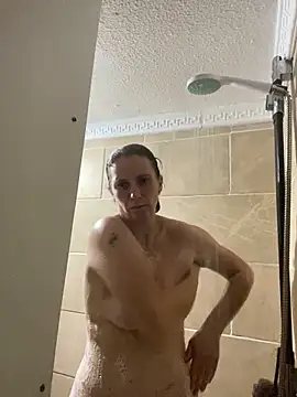 Snapshot of WreckedCrop chatting on 01-09-25, 12:52 WreckedCrop online show from 01-09-25, 12:52