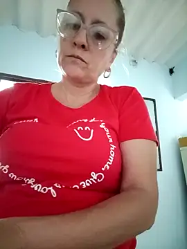 Snapshot of deisy_summers47x chatting on 02-11-25, 03:08 deisy summers47x online show from 02-11-25, 03:08