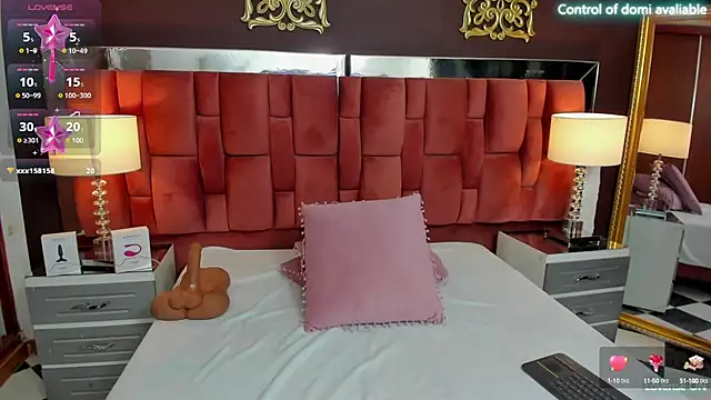 Snapshot of mariamRosse chatting on 03-04-25, 06:15 mariamRosse online show from 03-04-25, 06:15