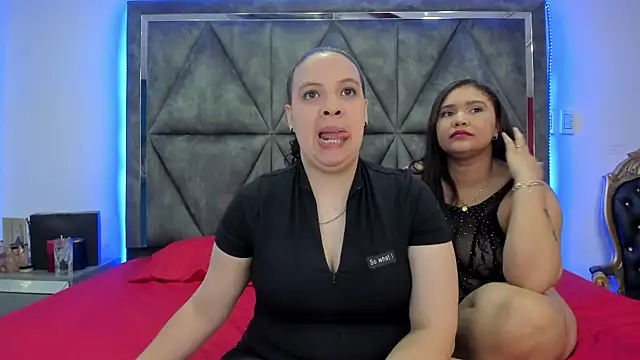 Danielaandximena online show from 03-01-25, 02:26