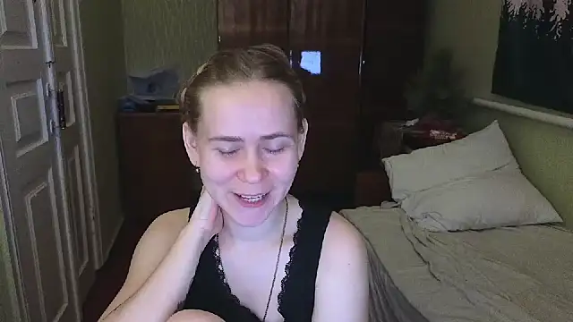 Snapshot of Riley_Roo chatting on 01-19-25, 09:45 Riley Roo online show from 01-19-25, 09:45