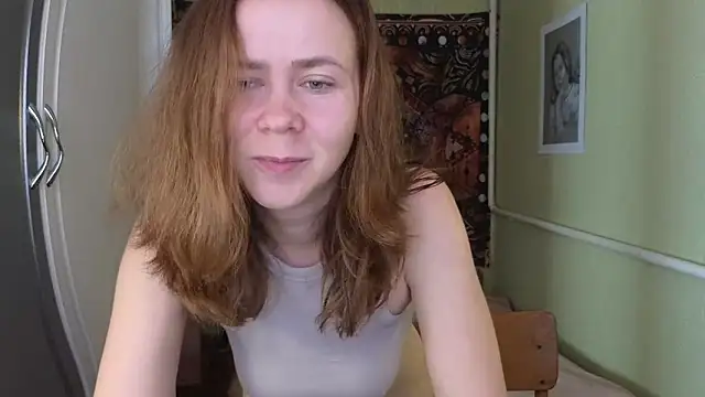 Snapshot of Riley_Roo chatting on 09-15-25, 10:59 Riley Roo online show from 09-15-25, 10:59