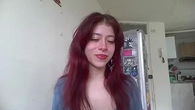 SuzzyyM online show from 02-13-25, 06:27