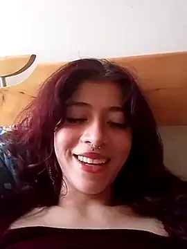 SuzzyyM online show from 02-23-25, 07:17