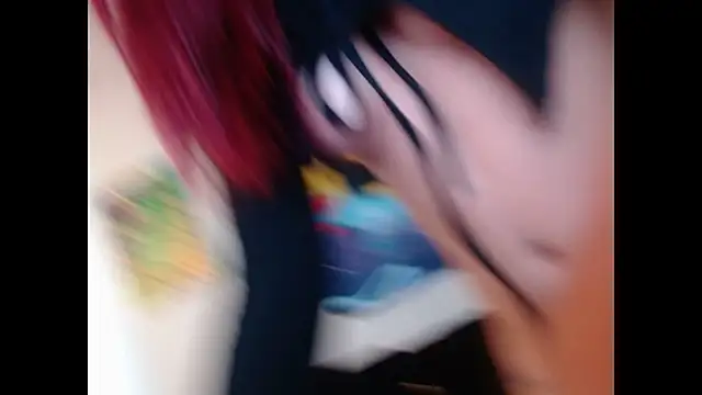 SuzzyyM online show from 10-10-25, 07:35