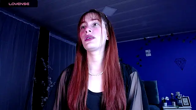 Snapshot of IsaBaileys_ chatting on 11-15-25, 11:10 IsaBaileys online show from 11-15-25, 11:10