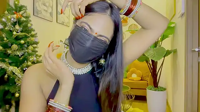 Snapshot of Monalisadon018 chatting on 02-12-26, 06:58 Monalisadon018 online show from 02-12-26, 06:58