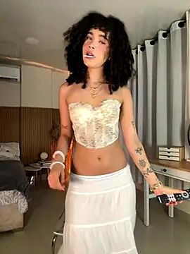 Lianh Benett online show from 09-30-25, 06:18