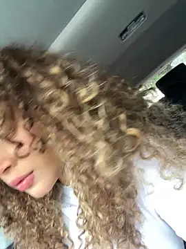 Lianh Benett online show from 02-20-26, 02:39