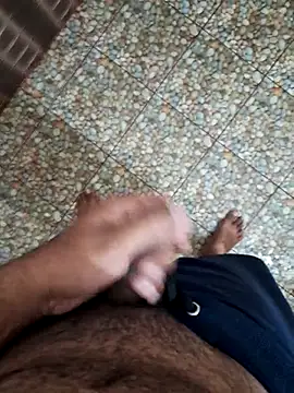 Snapshot of bobyyboyy1 chatting on 03-06-25, 08:19 bobyyboyy1 online show from 03-06-25, 08:19