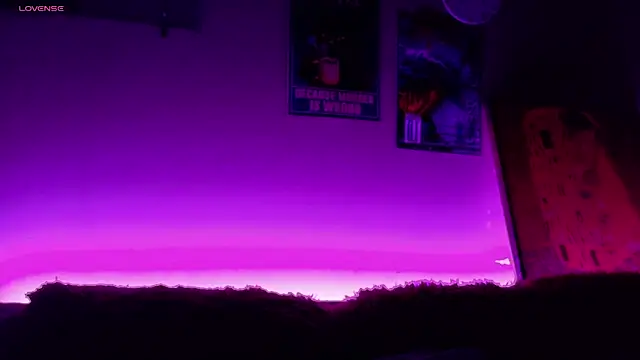 Snapshot of maryberry__ chatting on 10-12-25, 03:49 maryberry   online show from 10-12-25, 03:49