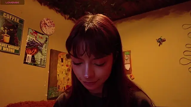 Snapshot of maryberry__ chatting on 10-24-25, 04:09 maryberry   online show from 10-24-25, 04:09
