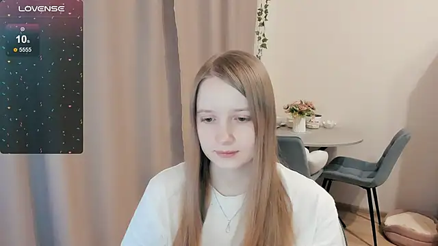 Snapshot of Alyaley chatting on 01-09-26, 01:14 Alyaley online show from 01-09-26, 01:14