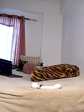 Bella045 online show from 03-12-25, 07:57