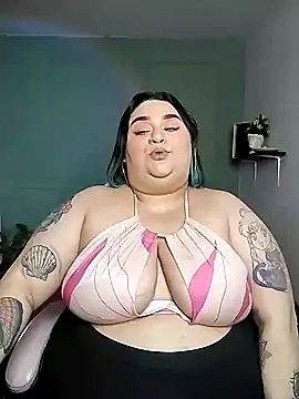 Snapshot of tiffany_laurens chatting on 01-10-25, 02:14 tiffany laurens online show from 01-10-25, 02:14