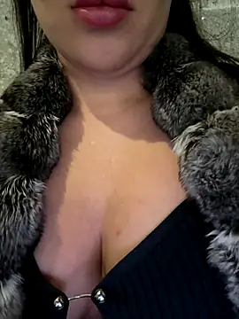 Syka0001 online show from 10-11-25, 05:44