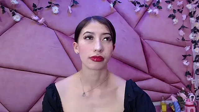 Snapshot of LilithCooperr_ chatting on 02-10-25, 09:58 LilithCooperr online show from 02-10-25, 09:58