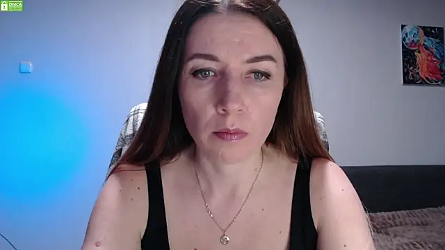 Snapshot of Sweet___Amelia chatting on 05-13-26, 03:42 Sweet Amelia online show from 05-13-26, 03:42