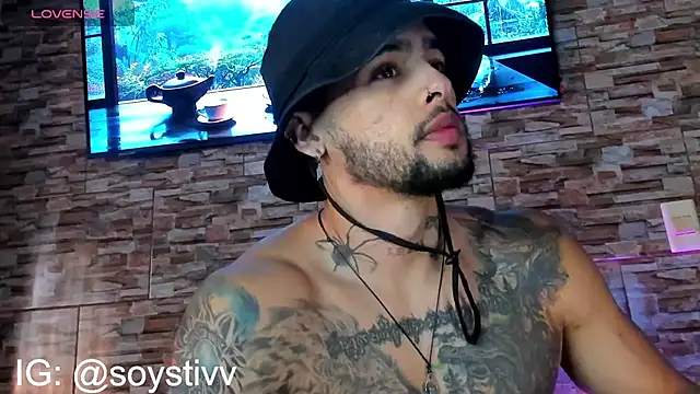 Snapshot of Seth_Owner chatting on 03-01-25, 01:51 Seth Owner online show from 03-01-25, 01:51