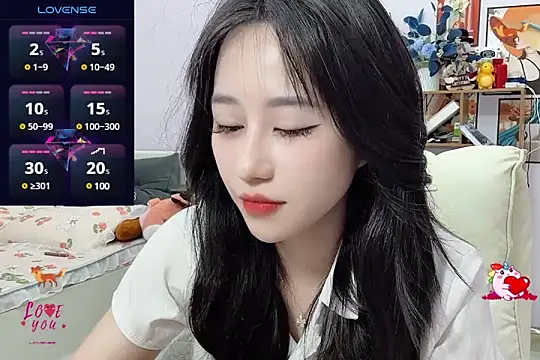  LLisa  online show from 01-05-25, 08:42