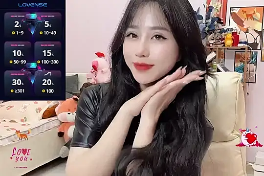  LLisa  online show from 01-07-25, 12:03