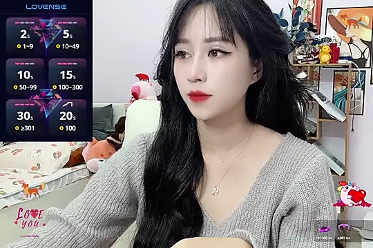  LLisa  online show from 01-08-25, 06:52