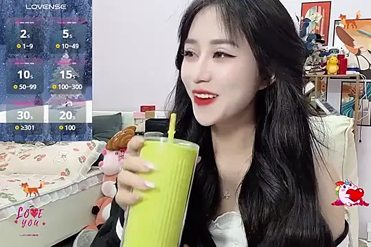  LLisa  online show from 01-11-25, 07:49