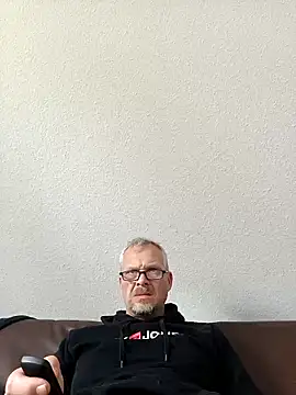 Heidemensch online show from 04-17-26, 08:28