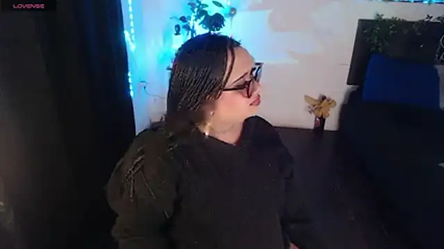 LiaScarlett online show from 10-24-25, 11:12