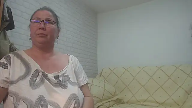 EmmaSquirt online show from 02-13-25, 09:27