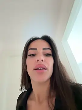 Snapshot of Alisa-Marie chatting on 03-14-25, 11:01 Alisa-Marie online show from 03-14-25, 11:01