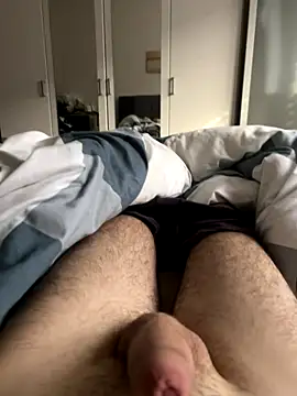 Drummer112 online show from 09-21-25, 08:05