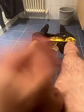 Drummer112 online show from 01-18-26, 07:39