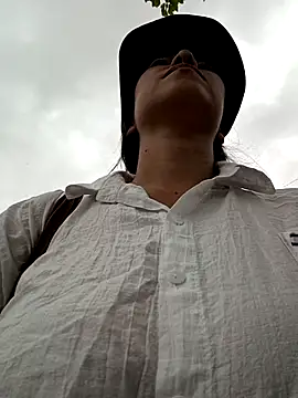 2HotAsain4u online show from 09-25-25, 01:31