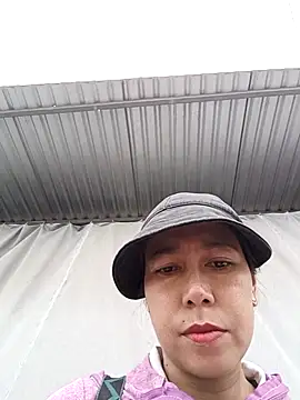 2HotAsain4u online show from 10-21-25, 01:50